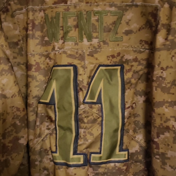 Eagle's Jersey - Picture 3 of 4